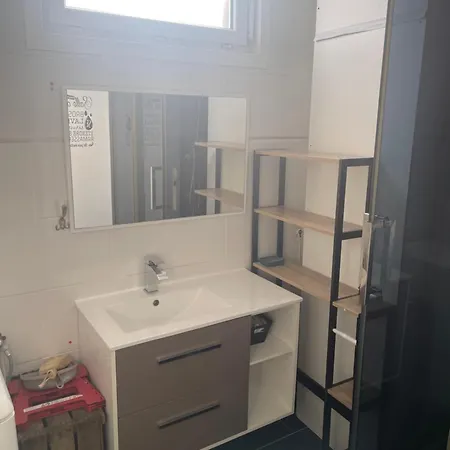 Appt 56m2 En Plein Centre Et A 200m *